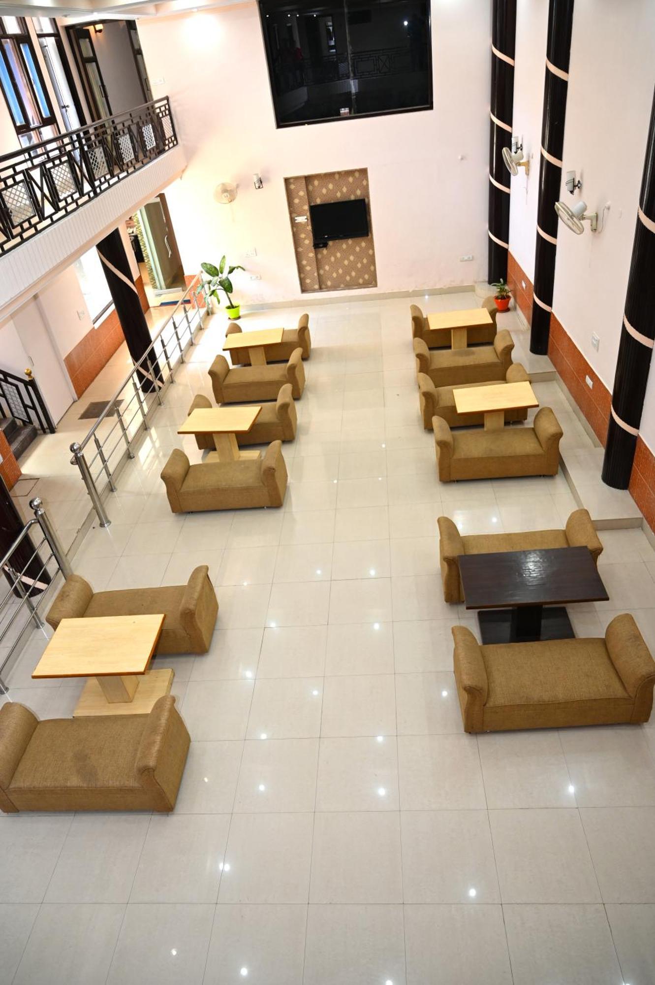 Hotel Prasanna Inn Rishīkesh Zewnętrze zdjęcie