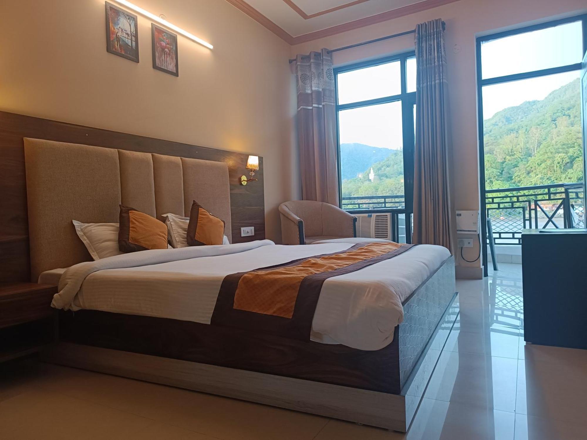 Hotel Prasanna Inn Rishīkesh Zewnętrze zdjęcie
