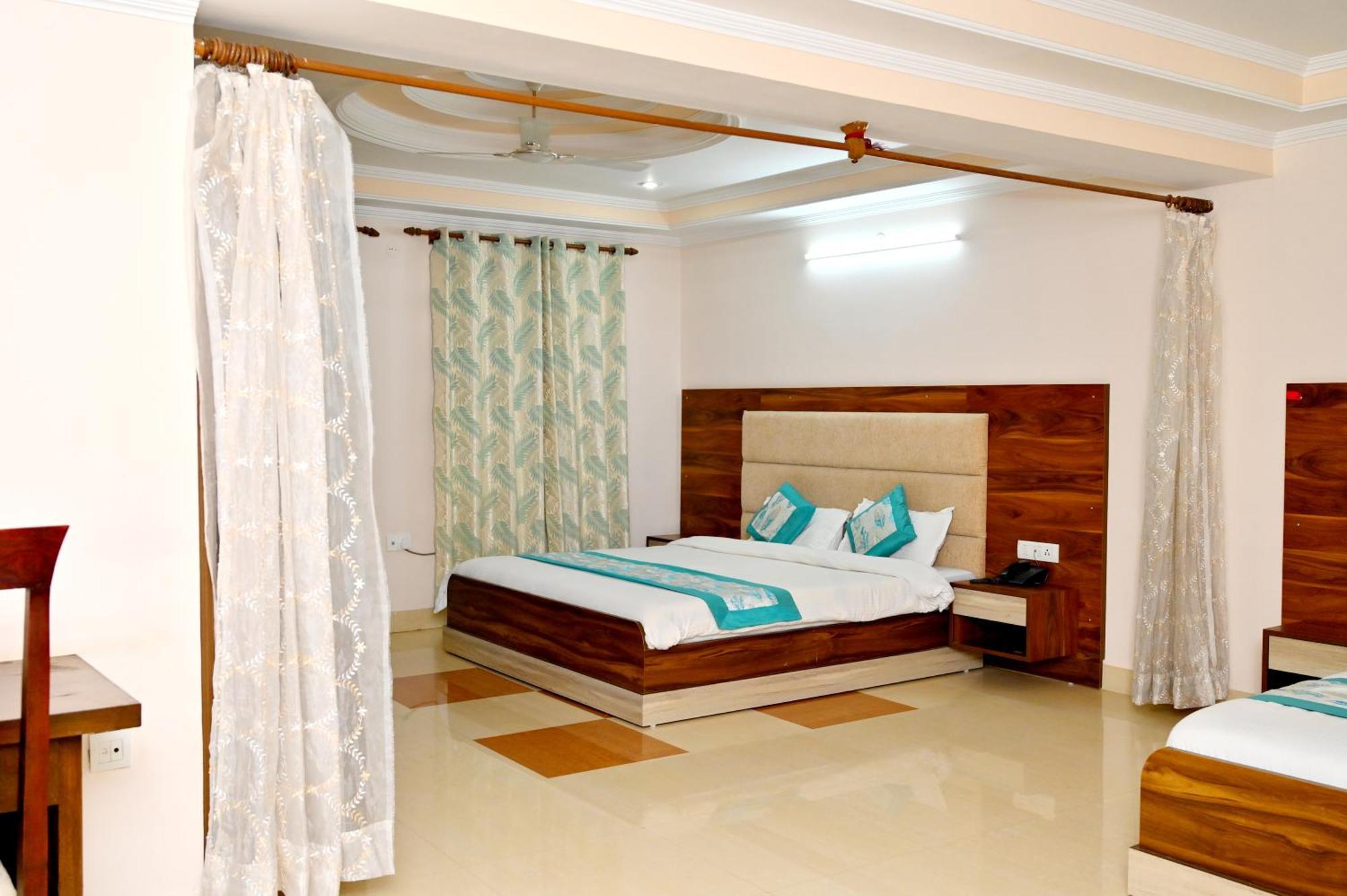 Hotel Prasanna Inn Rishīkesh Zewnętrze zdjęcie